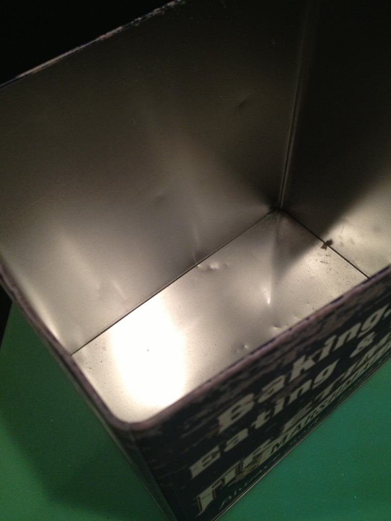 Decorative aluminum tin for Faraday Cage