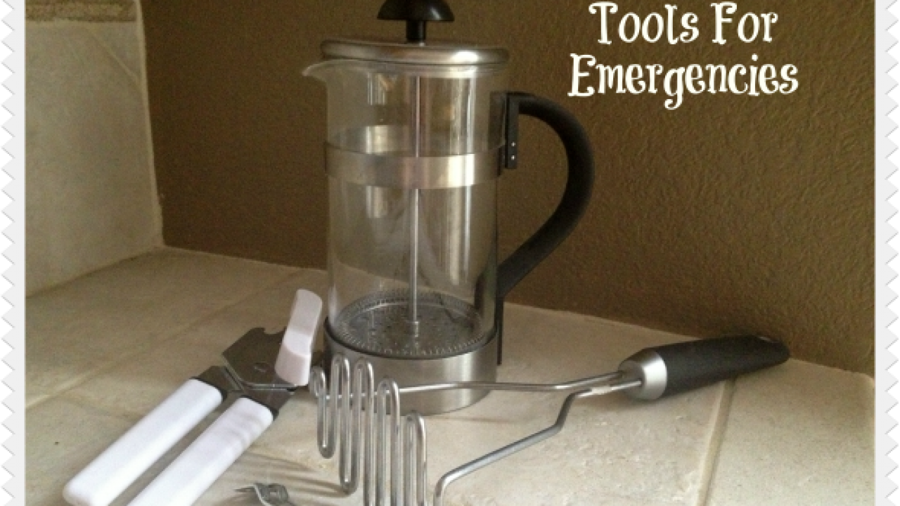 6 Best Manual Kitchen Tools To Have In Case Of Emergency - Gubba Homestead