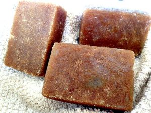 Homemade Organic Brown Sugar Scrub Bars With Essential Oils