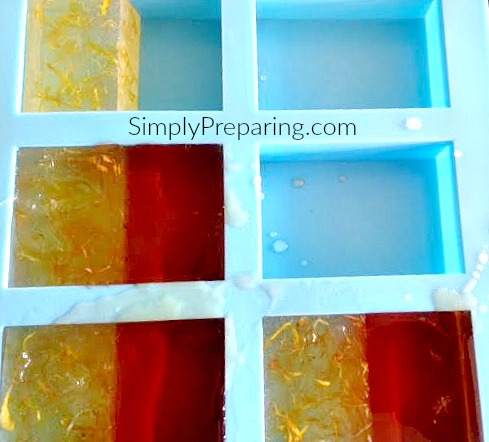 Two Tone Honey Calendula Melt and Pour Soap Recipe